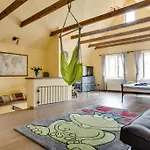 Amazing 5 Bedroom House Krumlov 82 - 4 Min Walk To Main Square Český Krumlov