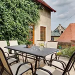Villa Amazing 5 Bedroom House Krumlov 82 - 4 Min Walk To Main Square Český Krumlov
