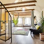 Amazing 5 Bedroom House Krumlov 82 - 4 Min Walk To Main Square Villa Český Krumlov