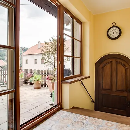 Amazing 5 Bedroom House Krumlov 82 - 4 Min Walk To Main Square * Český Krumlov