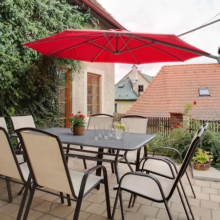 Amazing 5 Bedroom House Krumlov 82 - 4 Min Walk To Main Square * Český Krumlov
