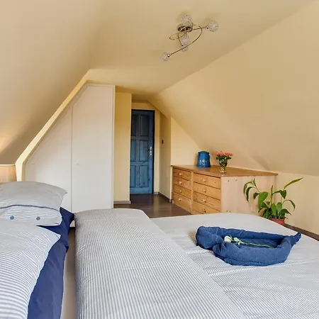Amazing 5 Bedroom House Krumlov 82 - 4 Min Walk To Main Square Villa