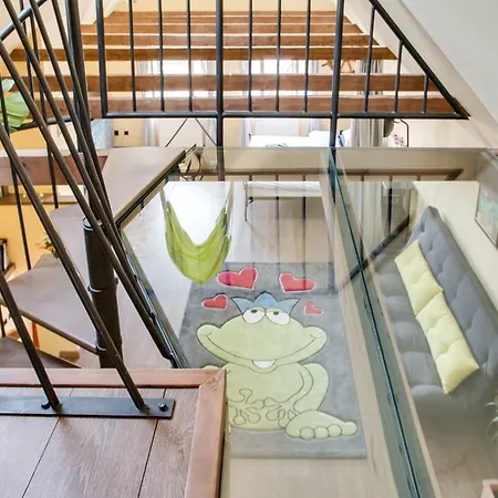 Villa Amazing 5 Bedroom House Krumlov 82 - 4 Min Walk To Main Square *