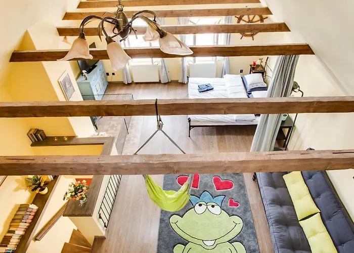 Vila Amazing 5 Bedroom House Krumlov 82 - 4 Min Walk To Main Square