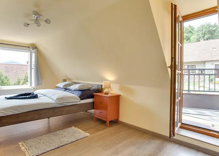 Vila Amazing 5 Bedroom House Krumlov 82 - 4 Min Walk To Main Square